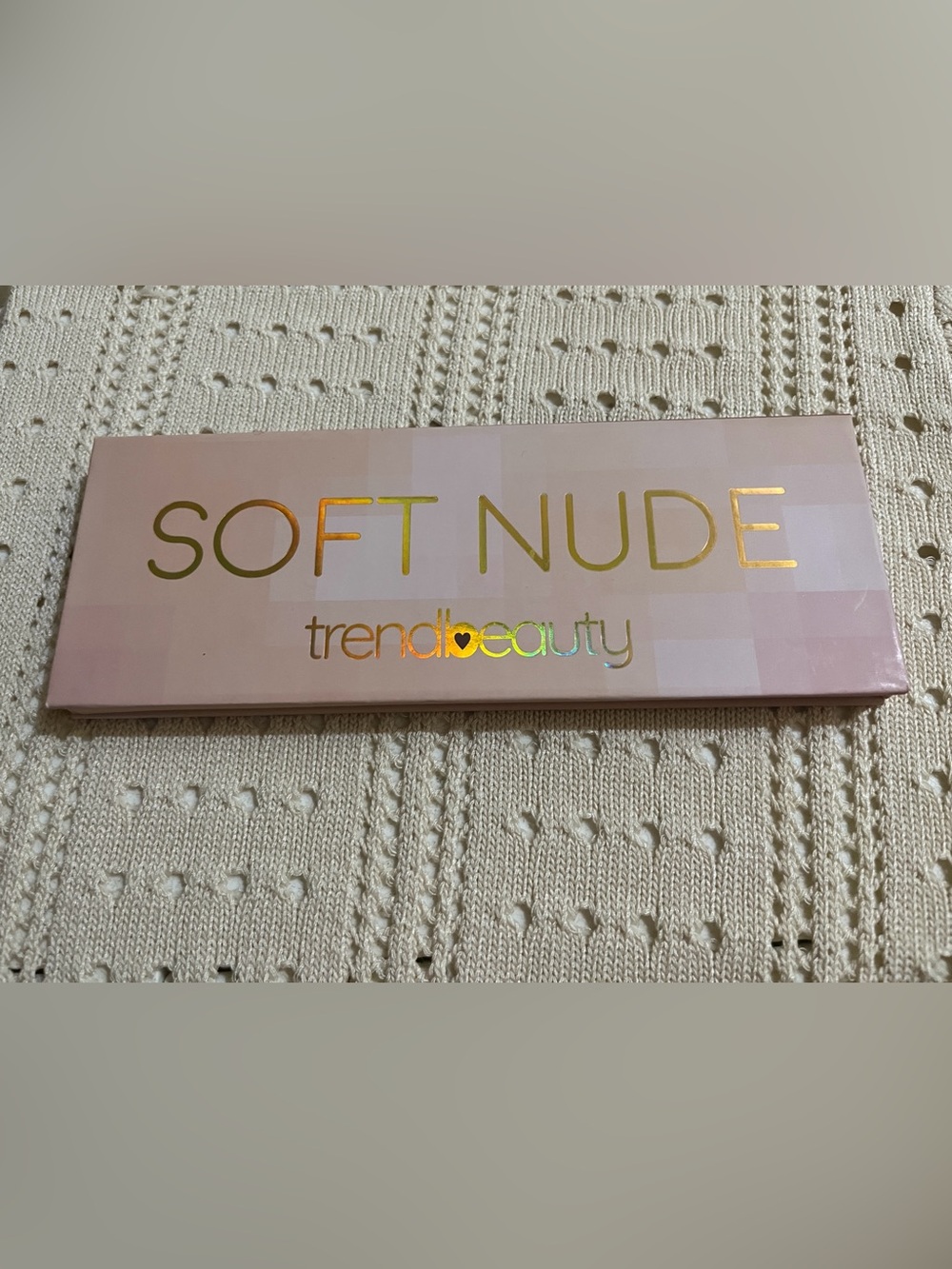 trendbeauty eyeshadow